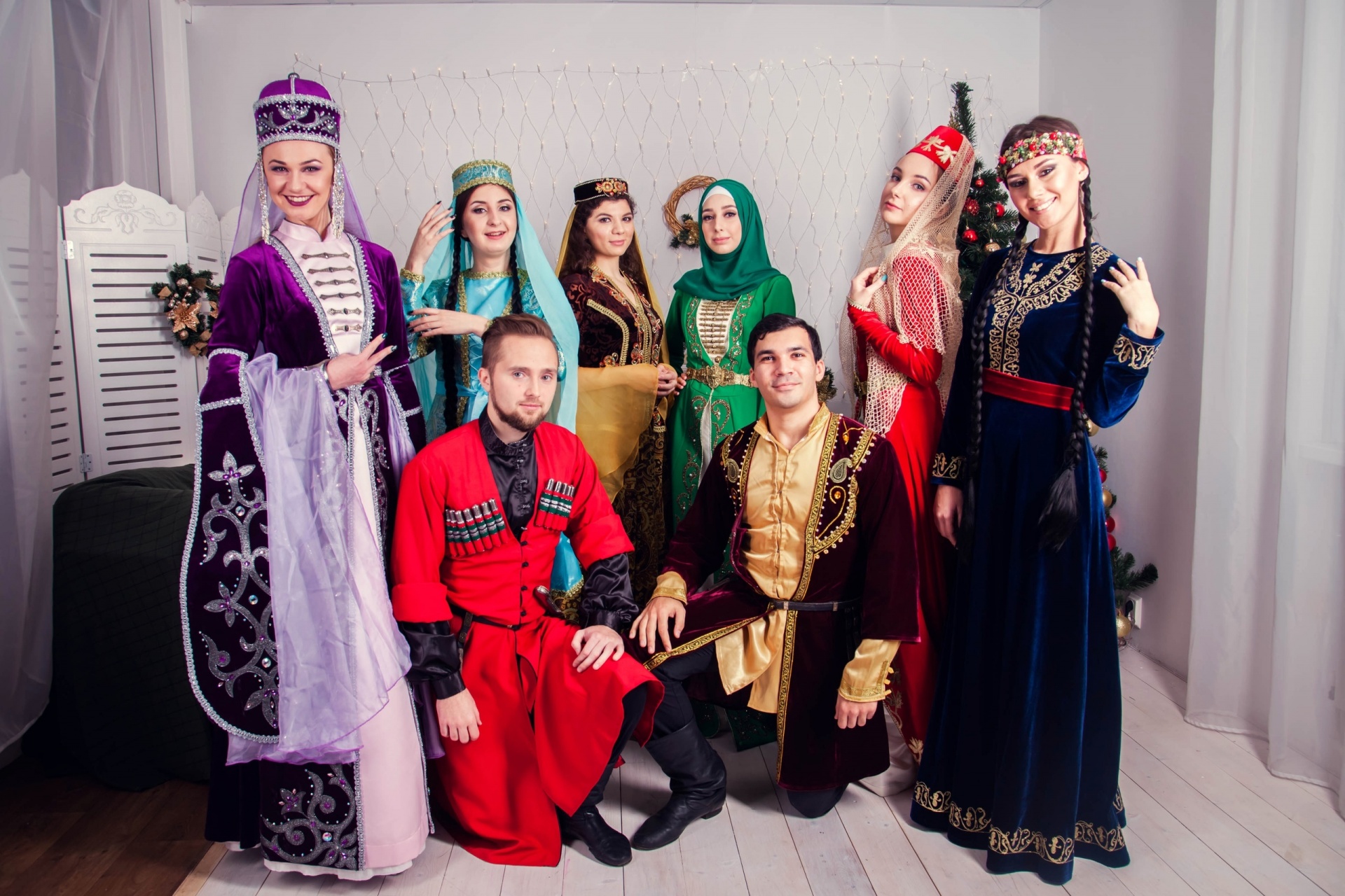 Армяне в национальных костюмах фото